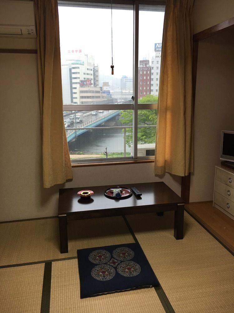 Tenryu Ryokan Hiroshima Bagian luar foto